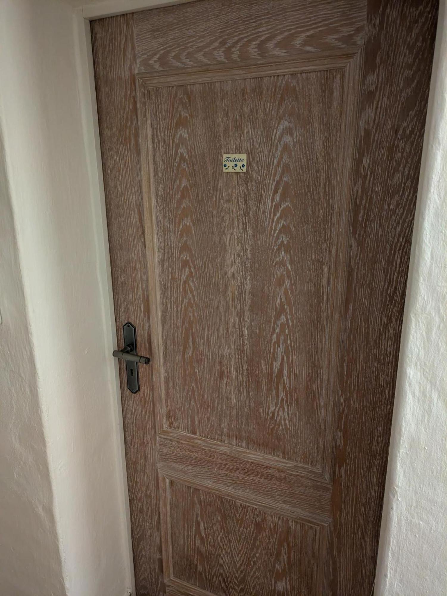 Gemuetliches Nest Im Basement Apartment Вейлбург Екстериор снимка