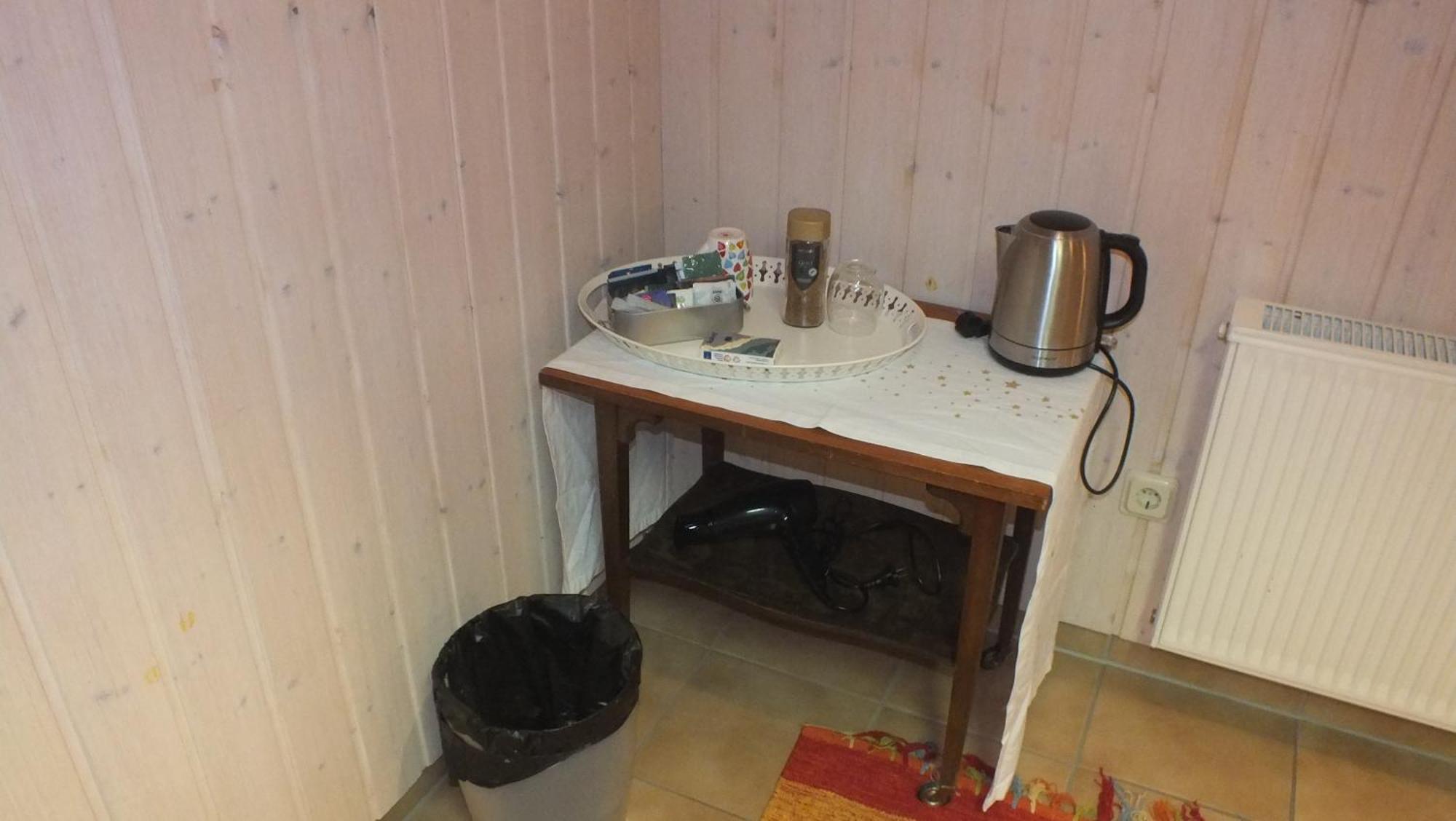 Gemuetliches Nest Im Basement Apartment Вейлбург Екстериор снимка