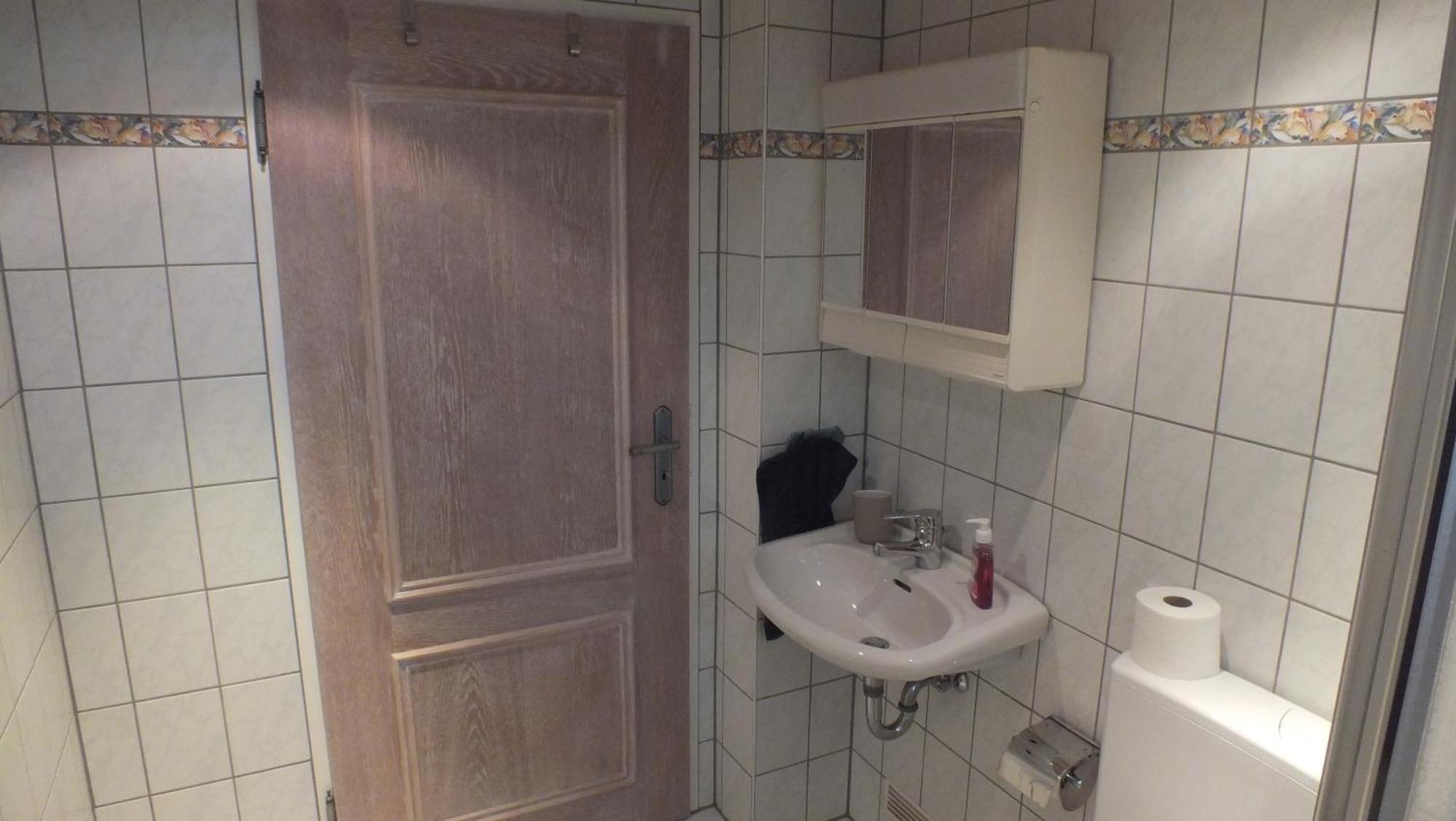 Gemuetliches Nest Im Basement Apartment Вейлбург Екстериор снимка