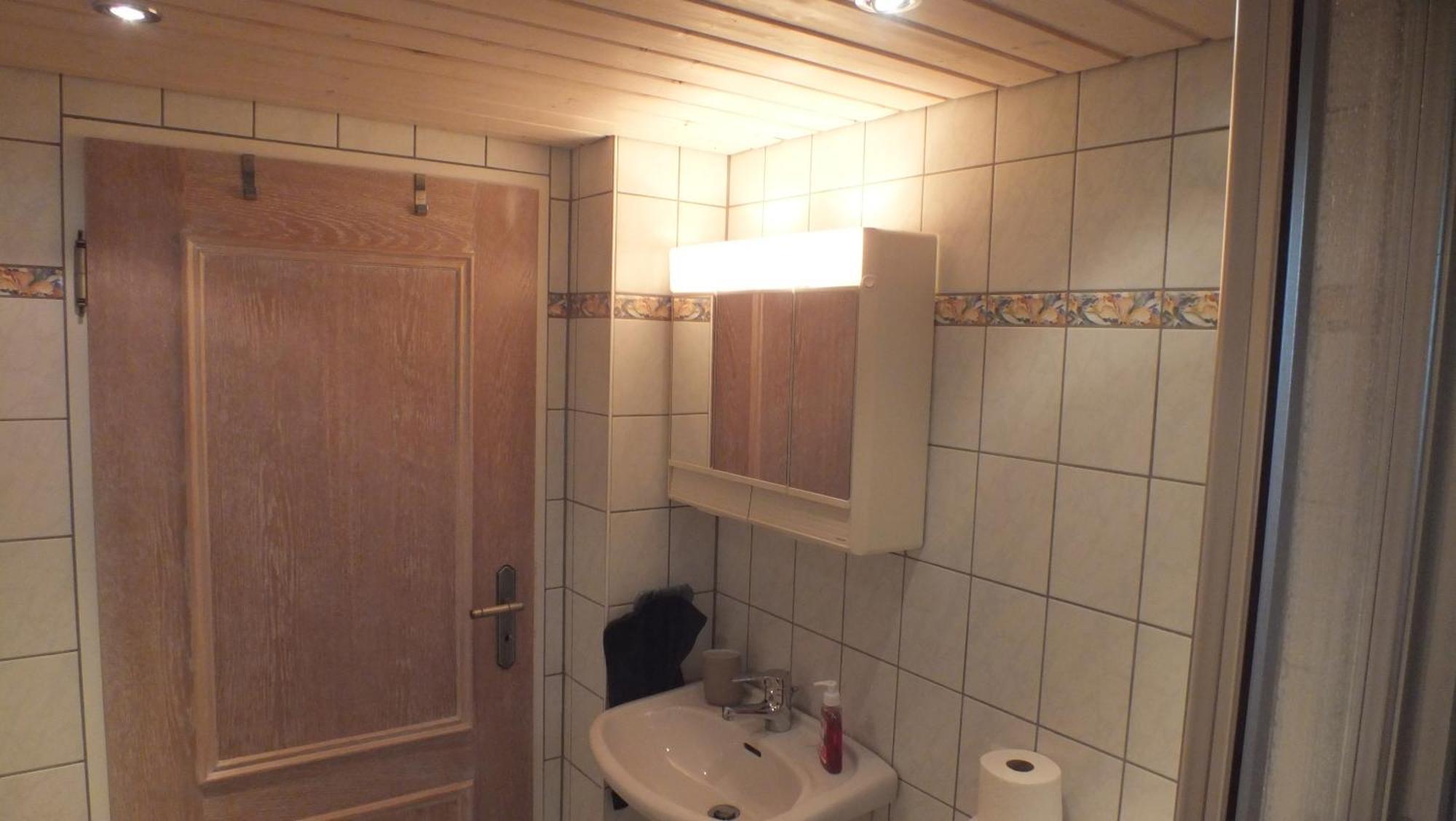 Gemuetliches Nest Im Basement Apartment Вейлбург Екстериор снимка