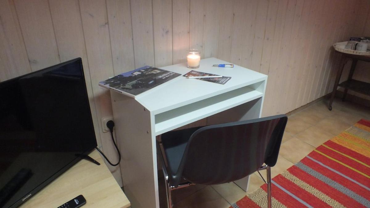 Gemuetliches Nest Im Basement Apartment Вейлбург Екстериор снимка